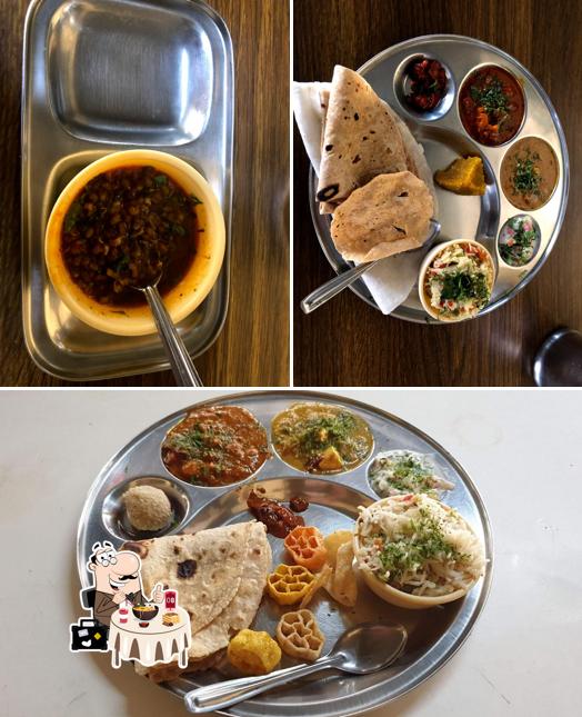 Food at Aai Snacks Corner