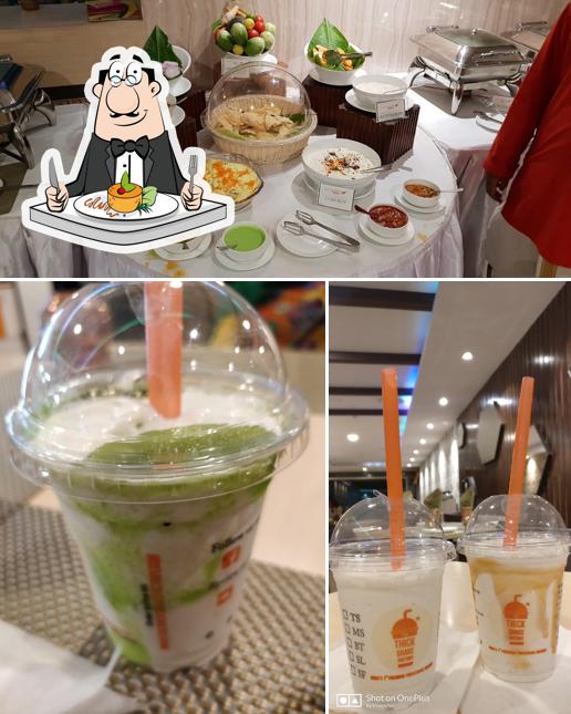 Food at The Thickshake Factory