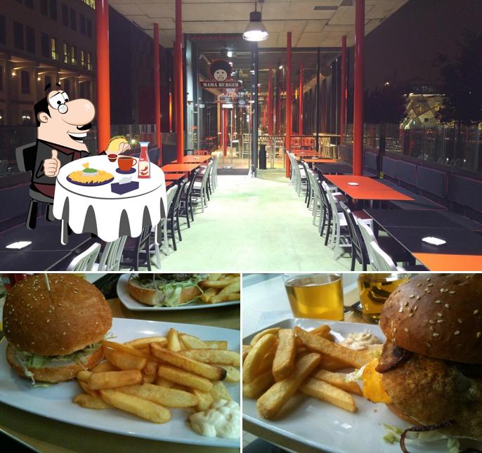 Gustati uno dei tipi di hamburger proposti a Mama Burger