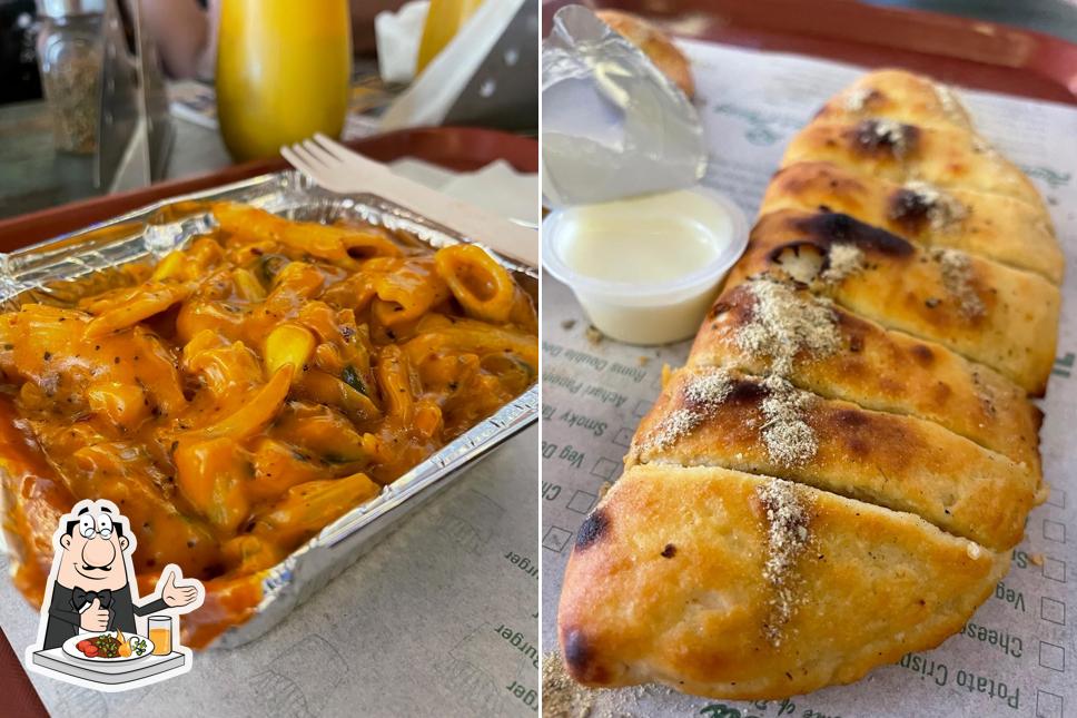 Food at Roms Pizza