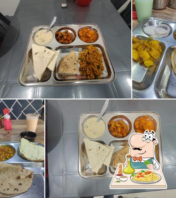 Food at Maa Annapurna Bhojanalay & Family Restaurant