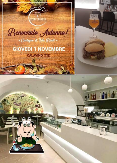 La cibo e interni del ristorante