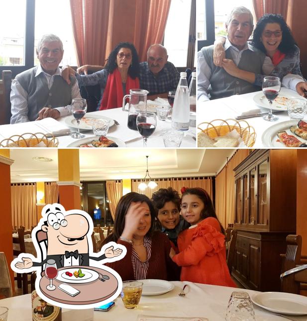 Vedi la immagine di Trattoria Abruzzese Pizzeria "le Tre Rose"