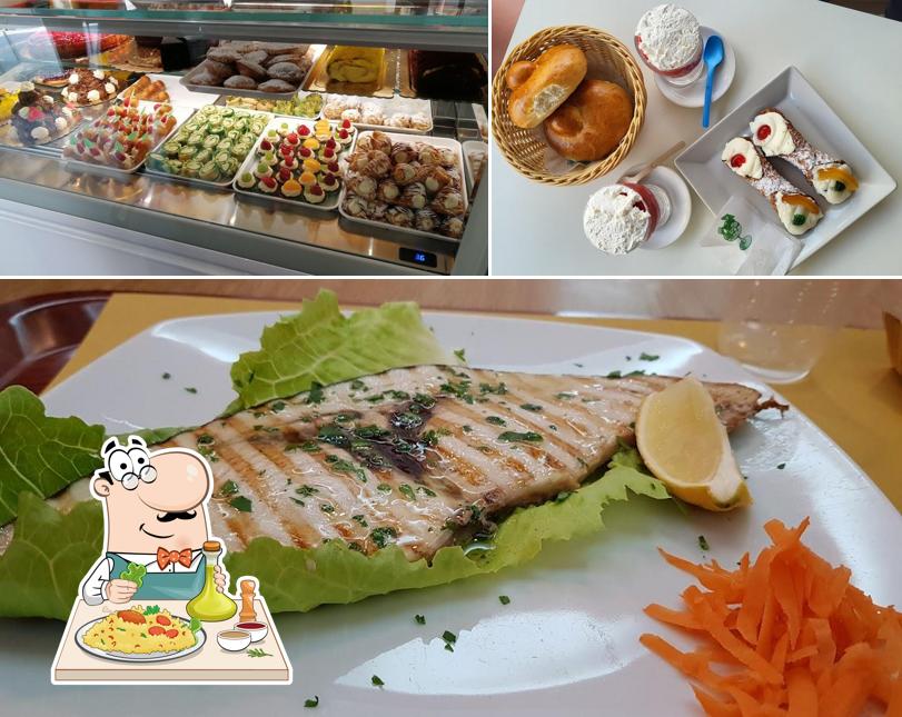 Cibo al Bar Dell'angolo