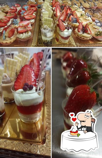 President Bar serve un'ampia varietà di dessert