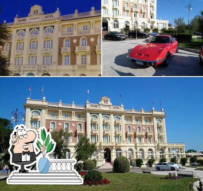 Goditi la vista dagli esterni di Grand Hotel Cesenatico