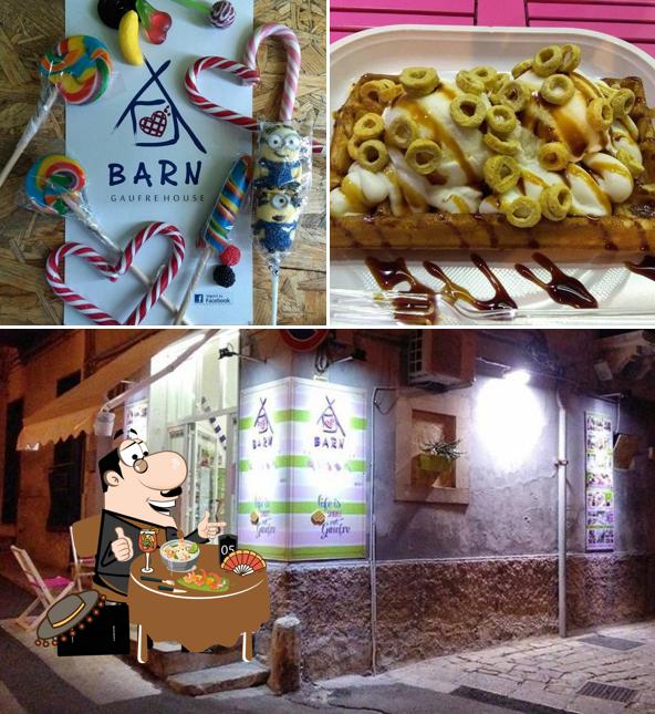Tra le diverse cose da Barn Gaufre House si possono trovare la cibo e esterno