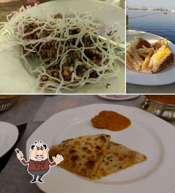 Food at The Darikhana