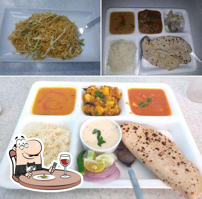 Food at Dreamz Cafe