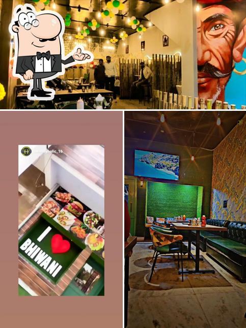 Take a seat at one of the tables at Healthyholic