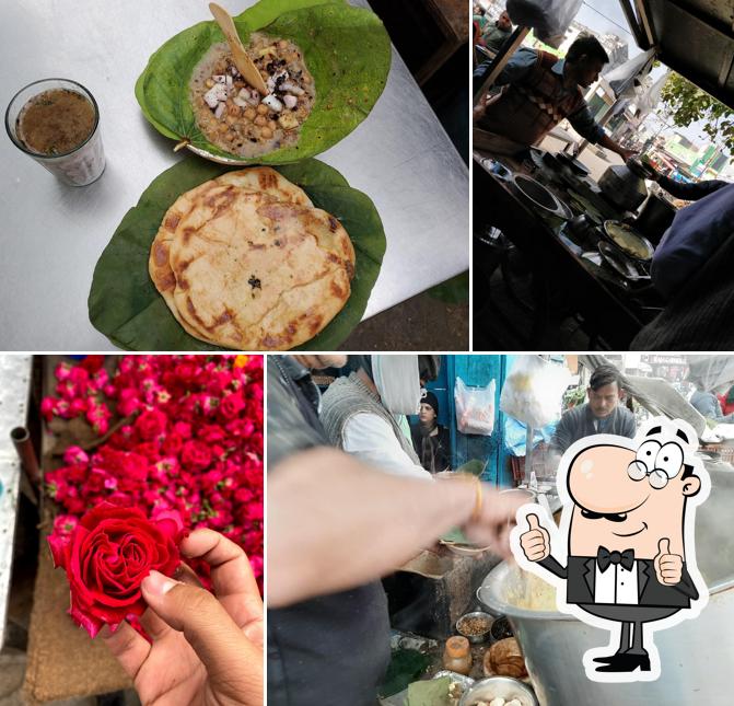 See the image of BABU RAM CHOLE WALE