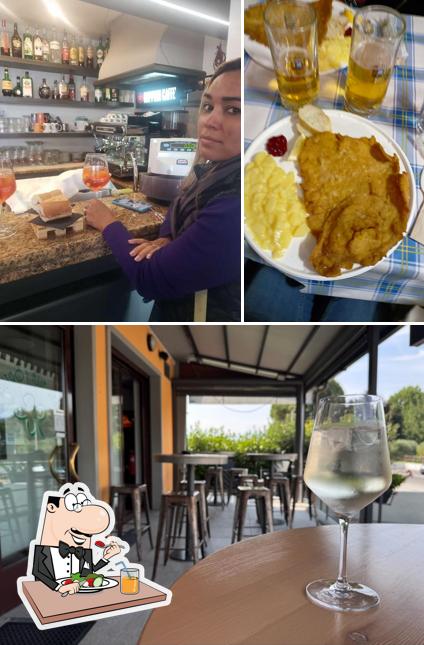La cibo e interni del ristorante