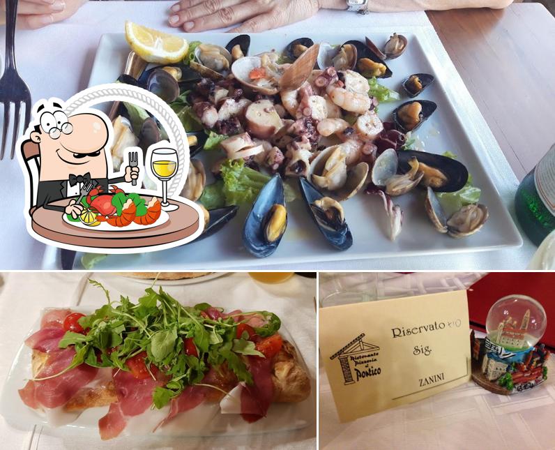 Scegli tra i molti pasti di mare offerti a Ristorante Pizzeria al Portico