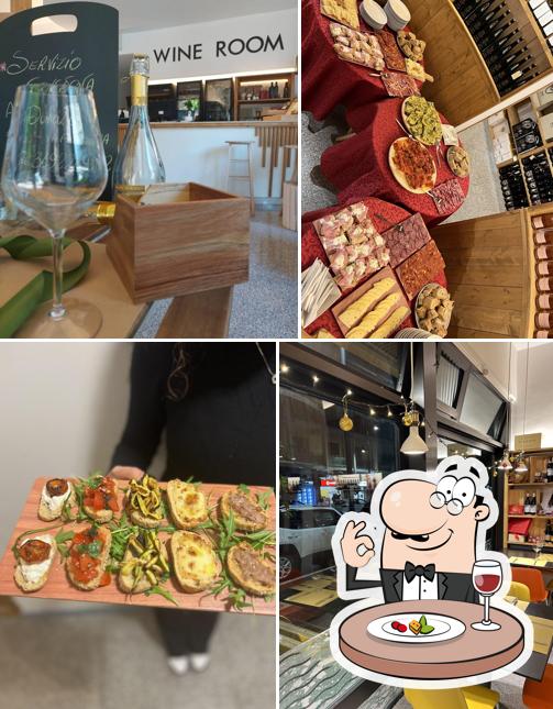 La cibo e interni del ristorante