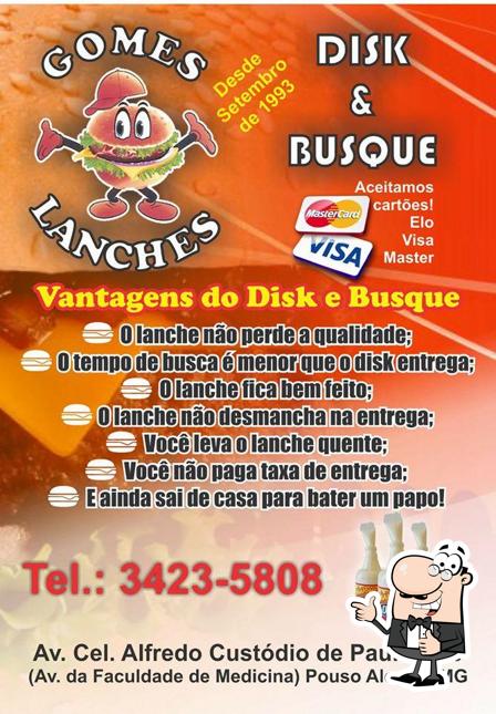 Look at this pic of Gomes - Lanches