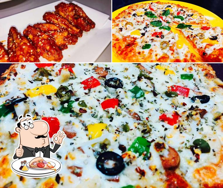 Try out pizza at Chowdary Gari Vindu