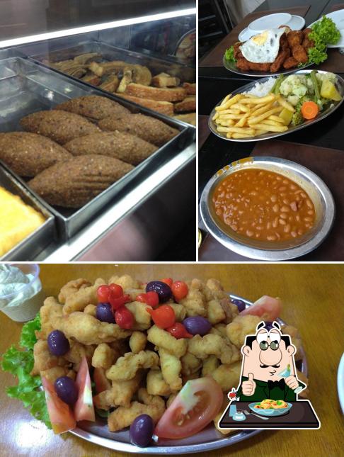 Comida em Gama Bar