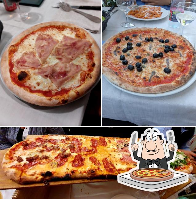 Ordina tra le svariate varianti di pizza