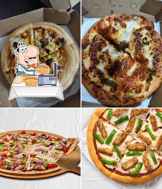 Garlic bread at Pizza Hut Kothapet Nagole Road, Hyderabad