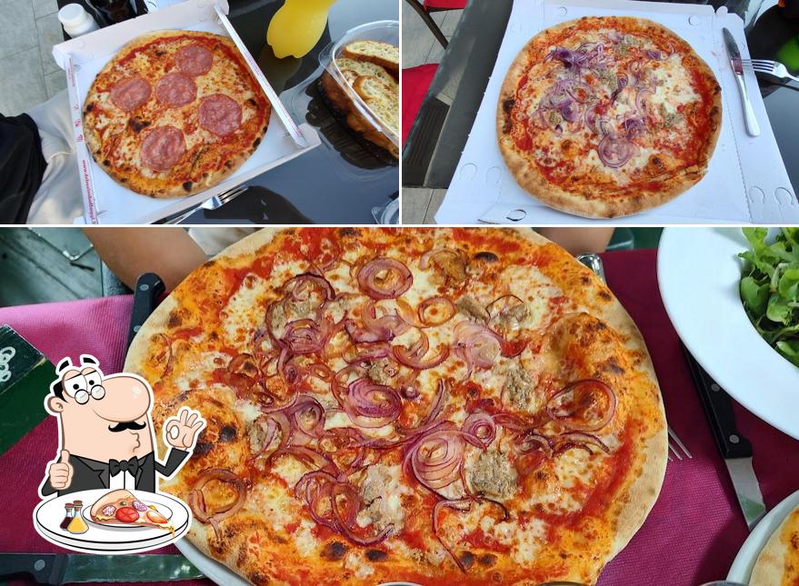 Ordina tra le molte varianti di pizza