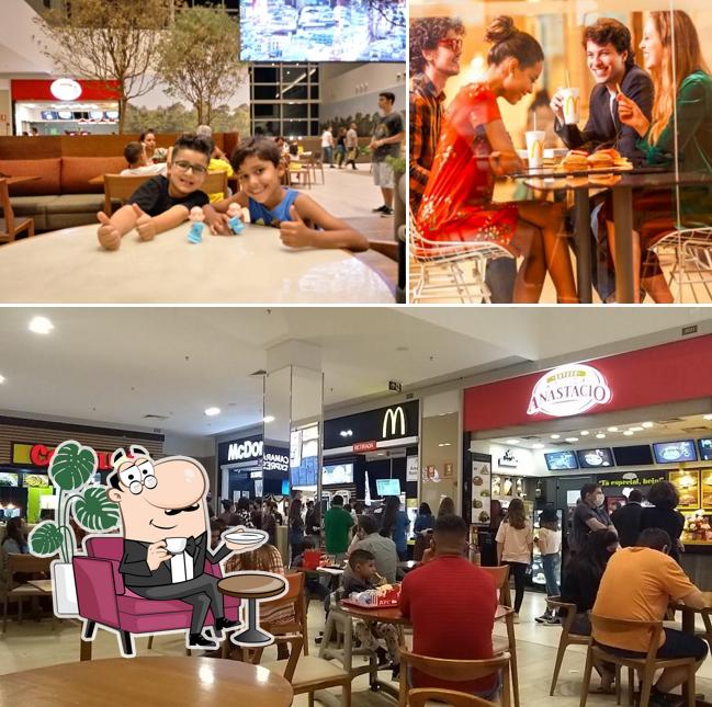 O interior do McDonald's