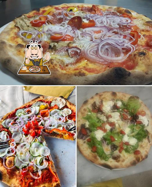 Ordina tra le molte varianti di pizza