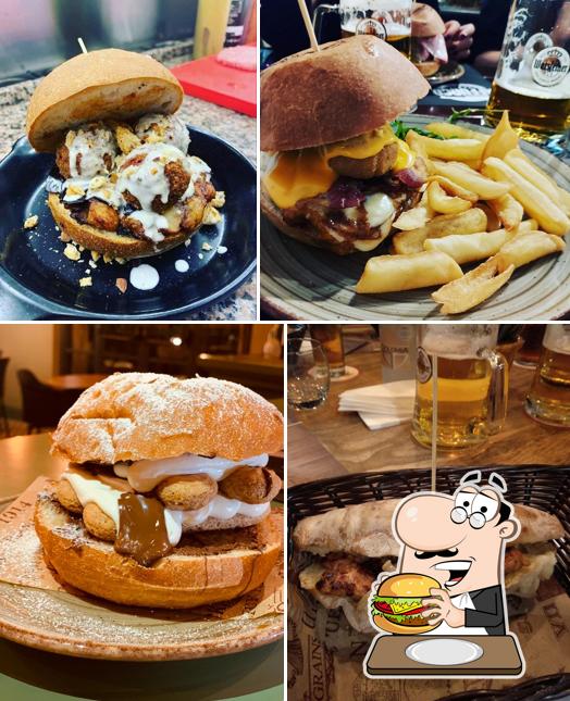 Concediti un bell'hamburger a Affuoco Gastronomia D'autore