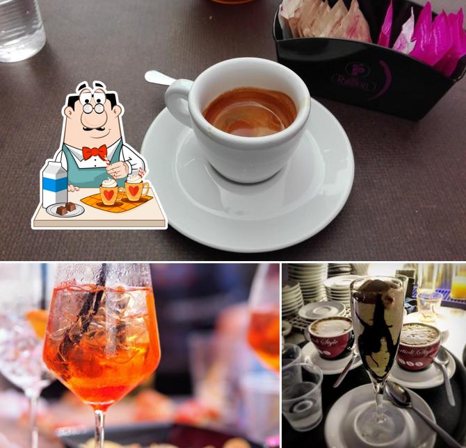 Black and White Cafè