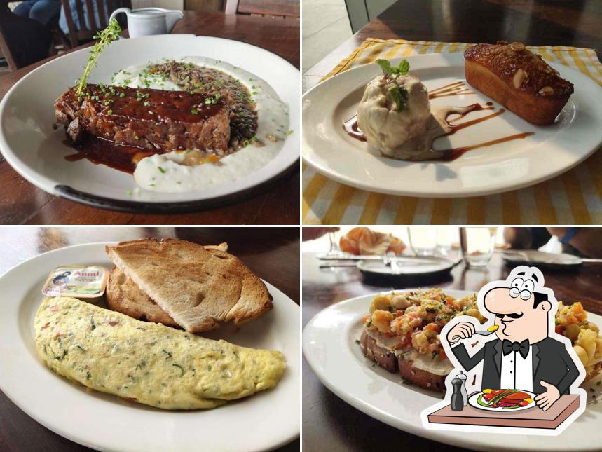 Food at Gateway Taproom, BKC