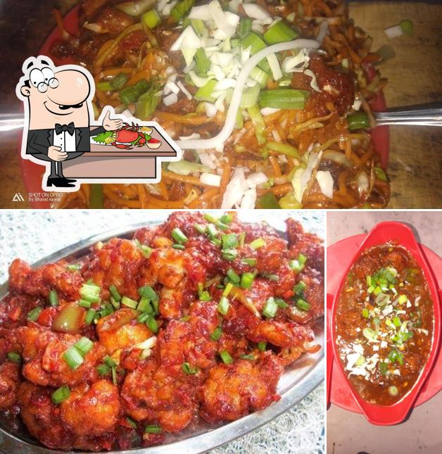 Get seafood at Hong Kong Chinese food