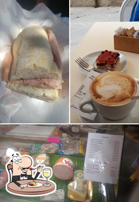 Cibo al Panificio Parmesani & della Spina