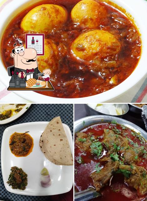 Umred Sawji Tadka offers meat dishes