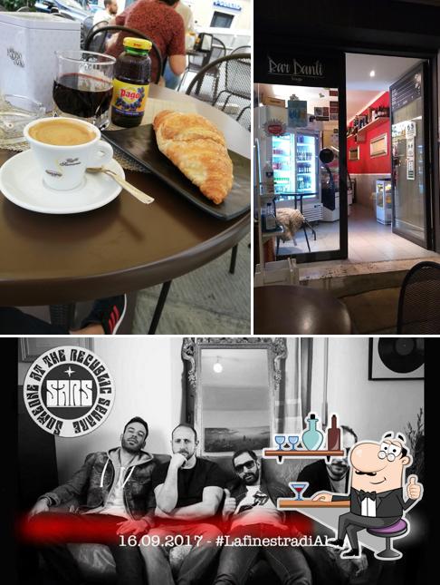 Gli interni di Bar Danti dal Curdo