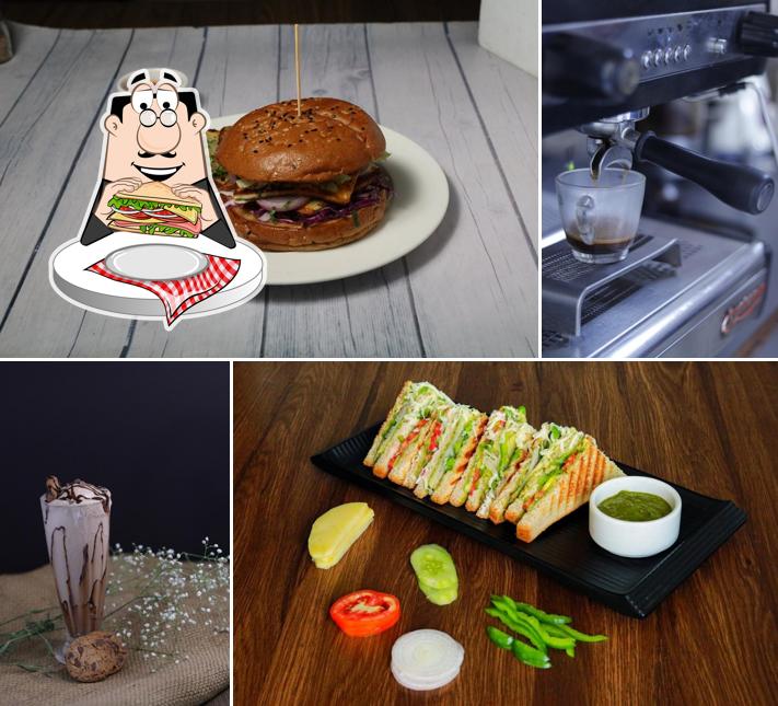 Club sandwich at Clock To Fit
