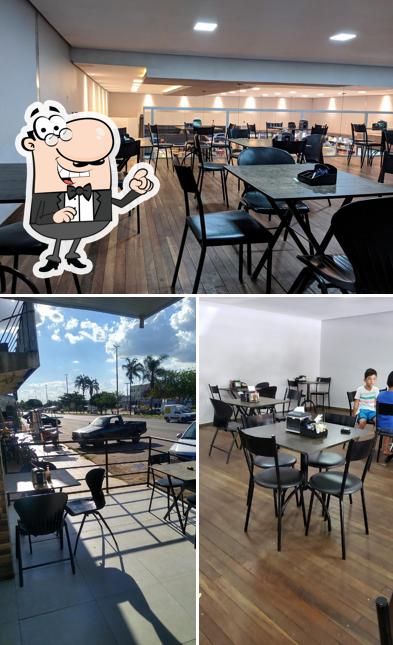 O interior do Santa Fé Padaria