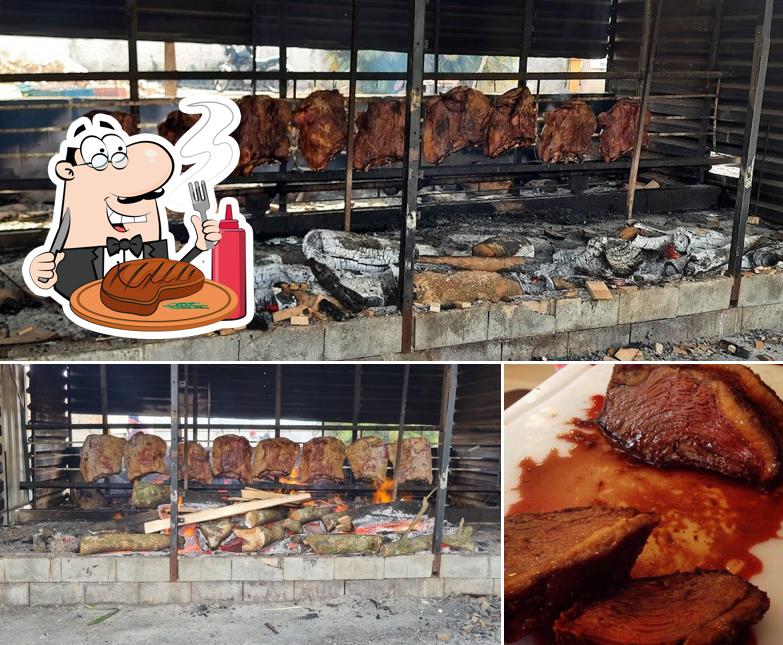 Escolha refeições de carne no Restaurante e Pousada Casa Boso