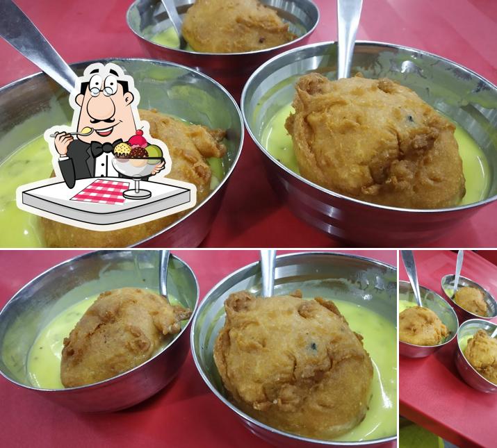 Chaupati Khadhi Wada offers a range of desserts