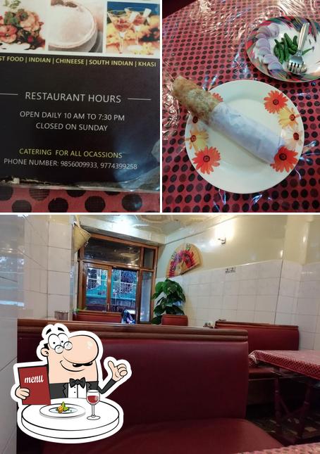The picture of food and interior at 4U Restaurant