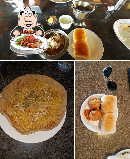 Food at Akash veg thali