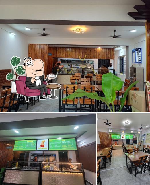 Check out how Metropaka - Veg Restaurant looks inside