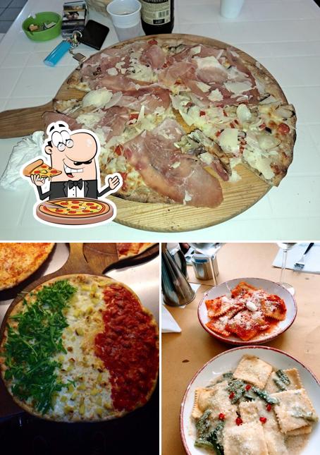 Ordina una pizza a Il ministero delle colonie caffetteria cocktail apericena