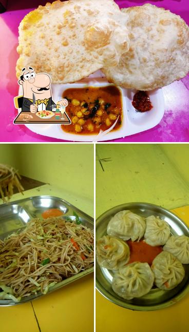 Pad thai at Krish Narayan
