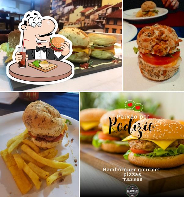 Consiga um hambúrguer no Vantaggio Restaurante