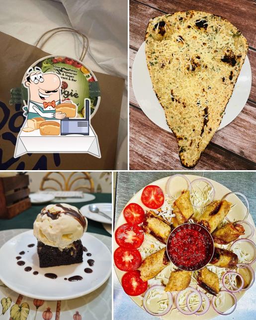 Garlic bread at Veggie Delight Goa