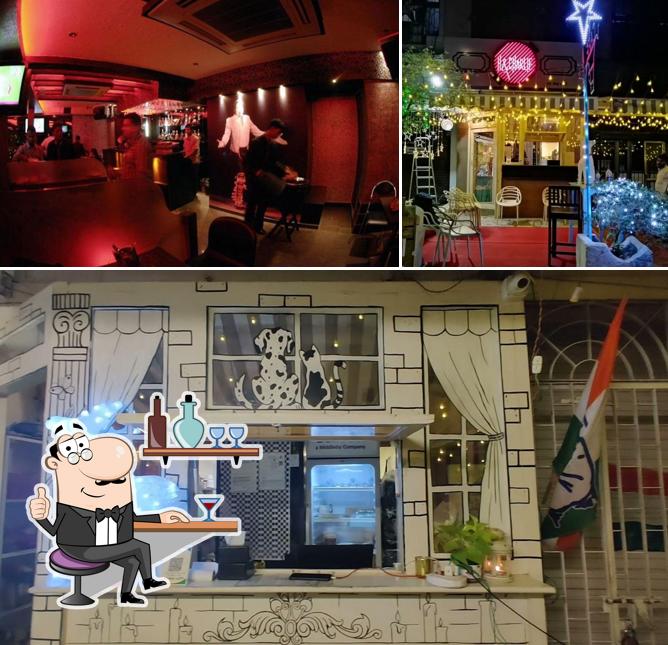The interior of H&Charlie The Steak House