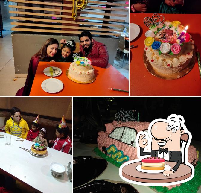Look at this image of Snack Street (s2) Restaurant