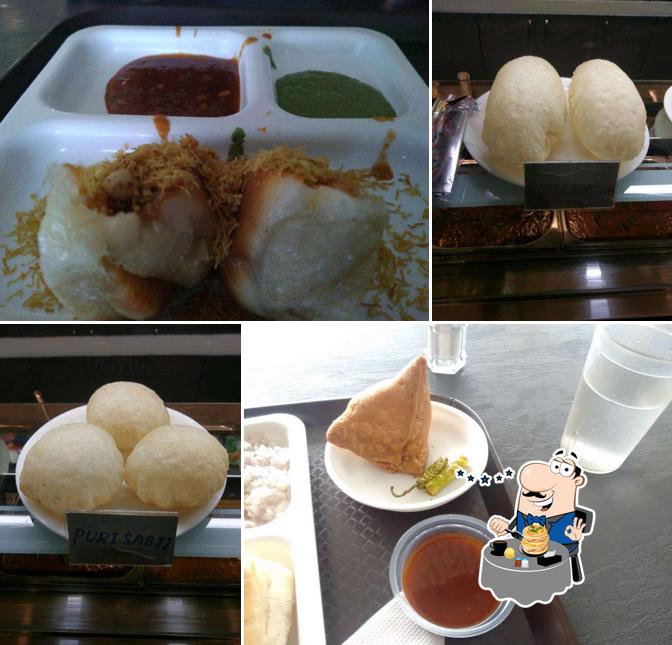 Food at Sweet Basket