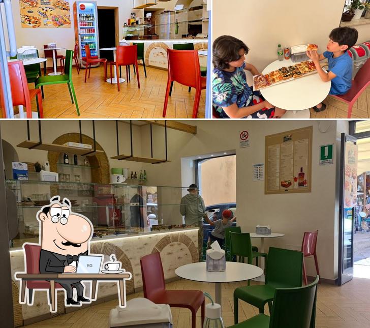 Gli interni di Pizza Roma