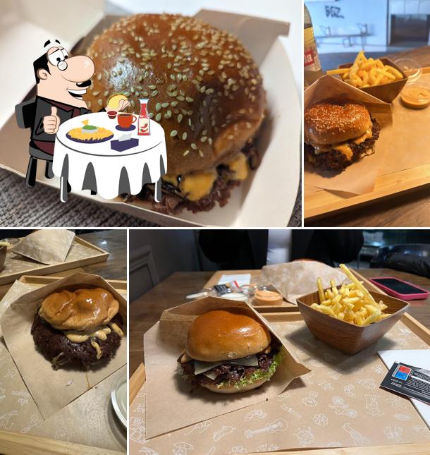 Ordina un hamburger a The Smash Burger Bear GmbH
