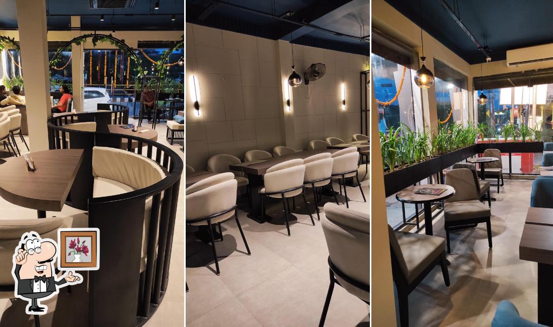 The interior of Silver Spoon Restaurant
